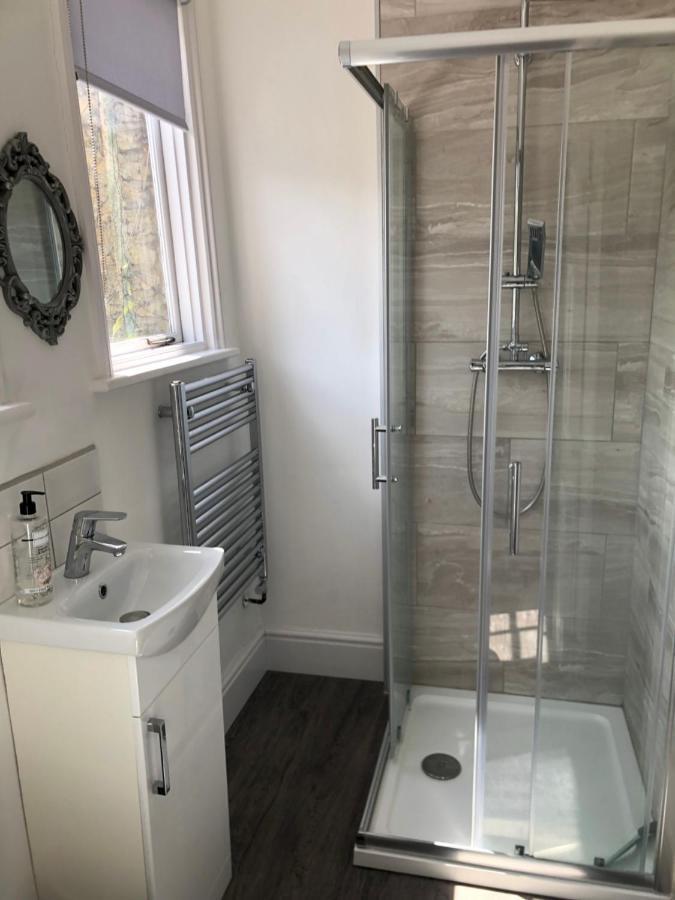 Replingham Road Apartment London Eksteriør billede